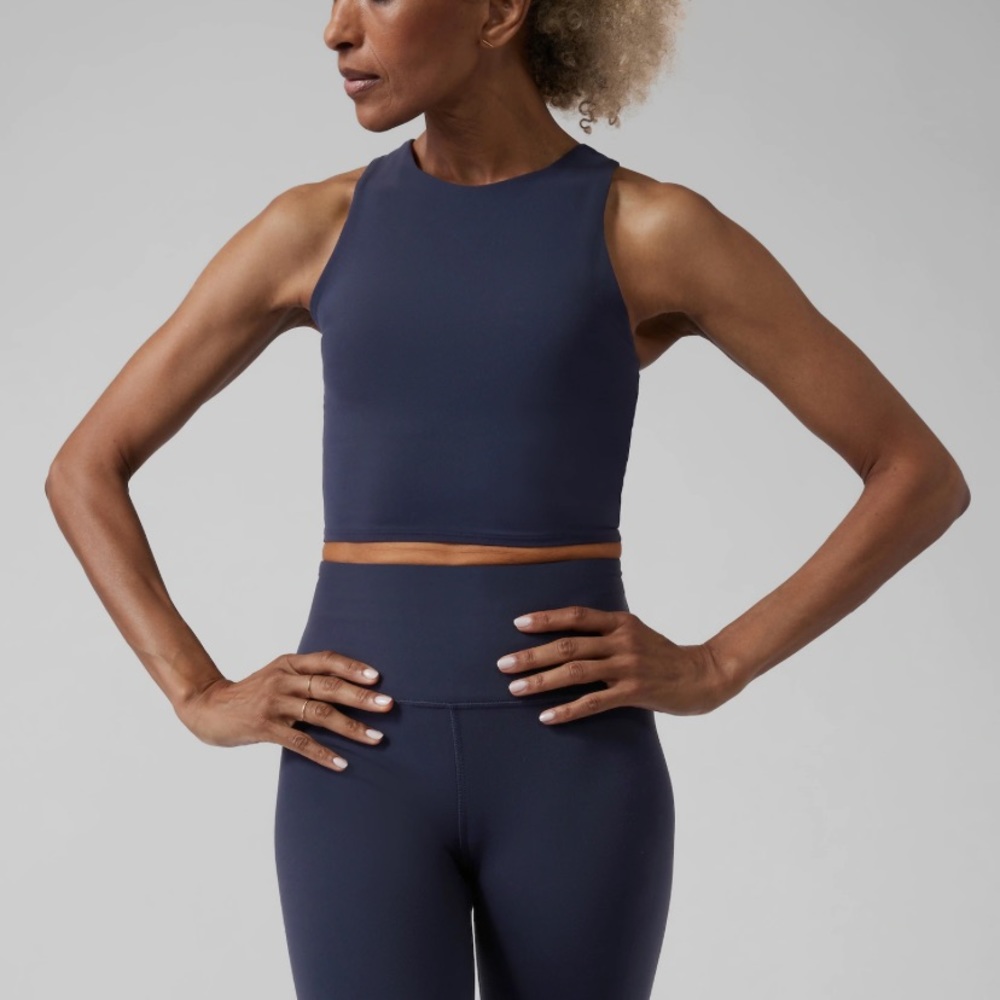 Athleta Conscious Crop A-C
